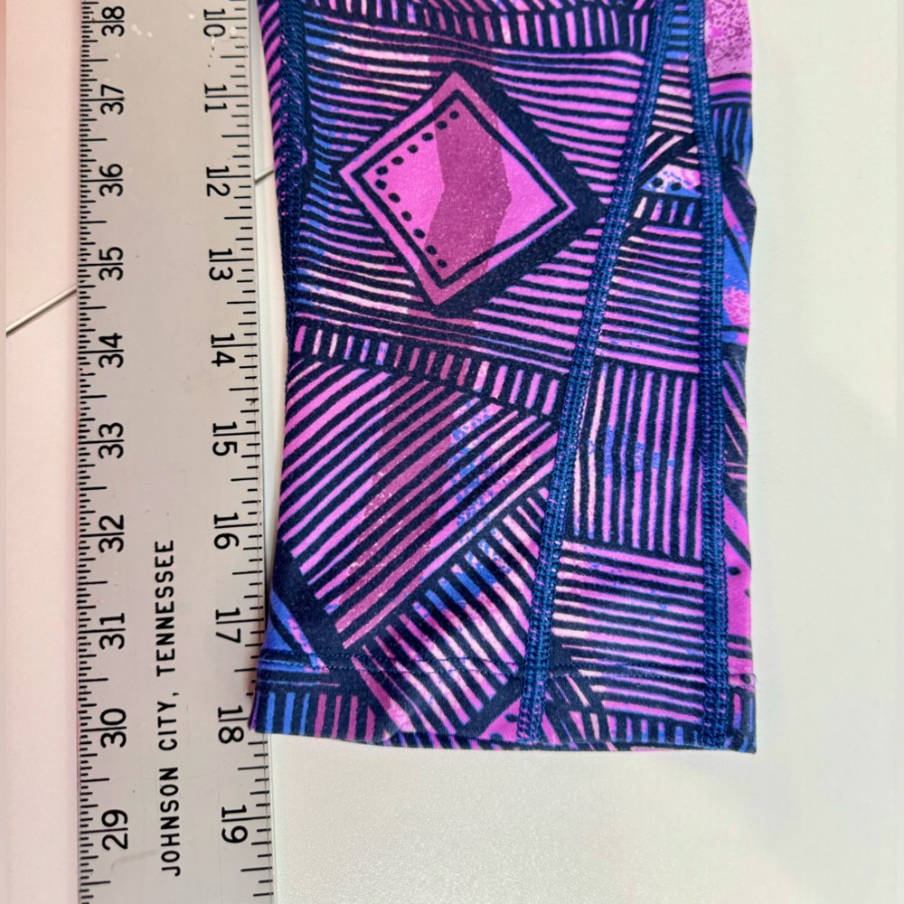 THE North Face MOTUS CAPRI III Legging purple flash dry SZ Small - EUC - Picture 15 of 16